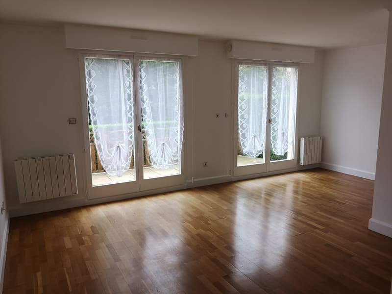 Location appartement 33 m2 en rez-de-jardin – D001