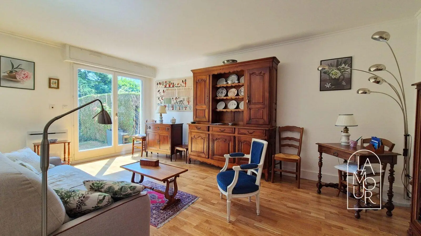 Salon — appartement 61 m2 D09 Villa Medicis Dijon